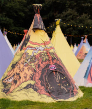 A picture of a Festipi 1P luxury district option at Decibel Outdoor Festival.